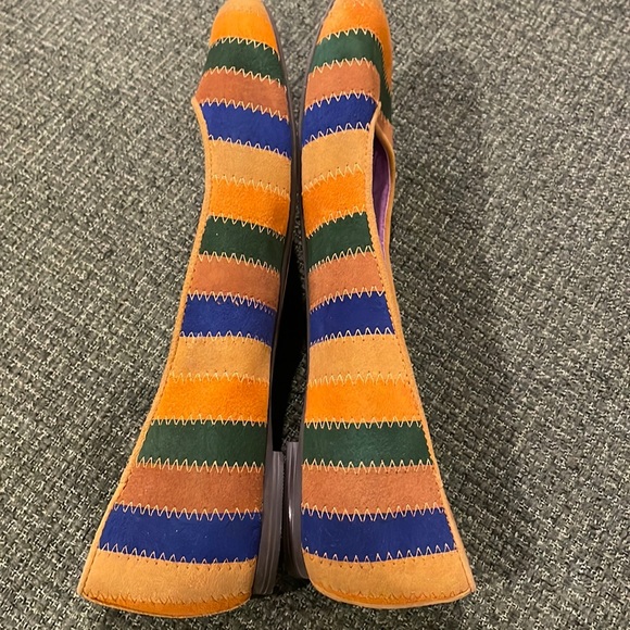 Soho Lab suede striped flats (sz 8) - Picture 3 of 12